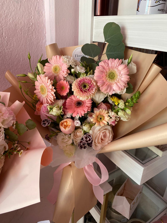 Ramo rosita pastel
